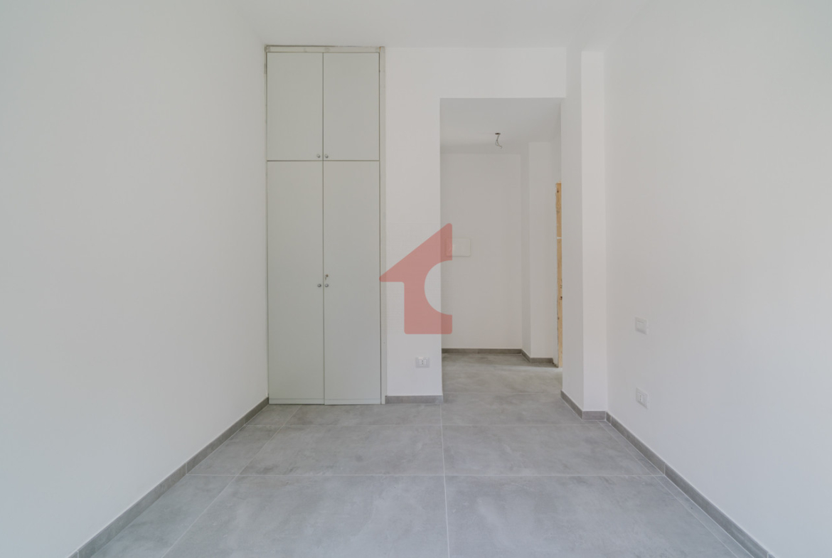 Elegante Appartamento Trilocale in Vendita a Parma – Cittadella