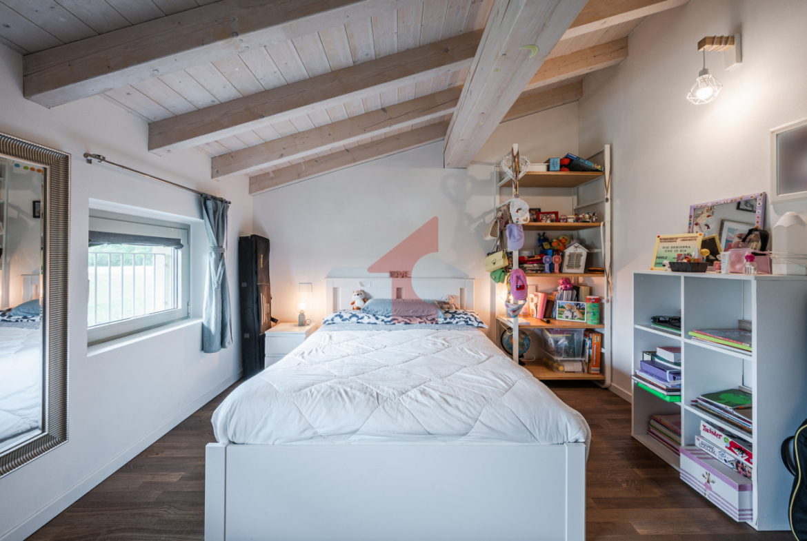 Elegante Casa a Schiera nel Cuore di Parma